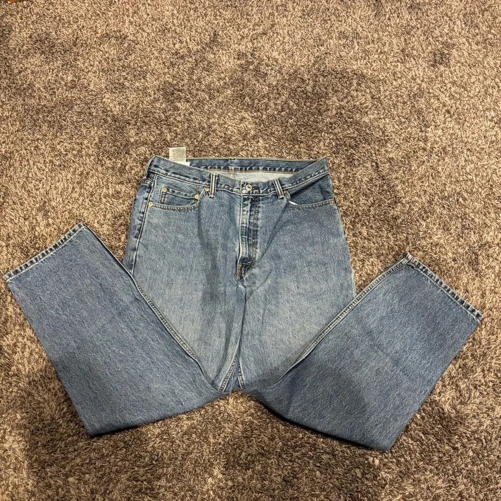 Levis size 36x30
